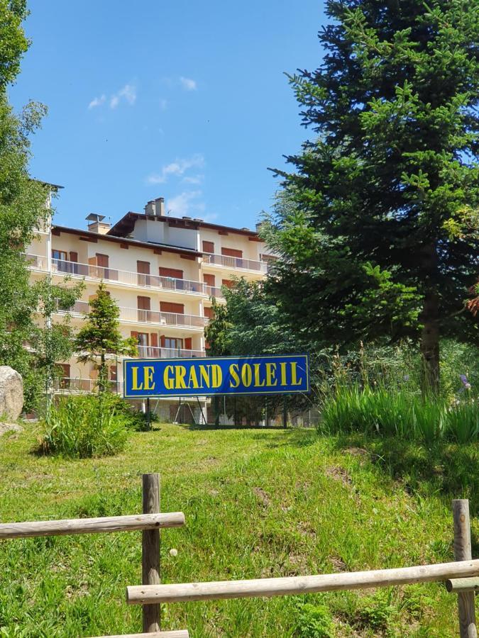 Font Romeu Apartment Luaran gambar